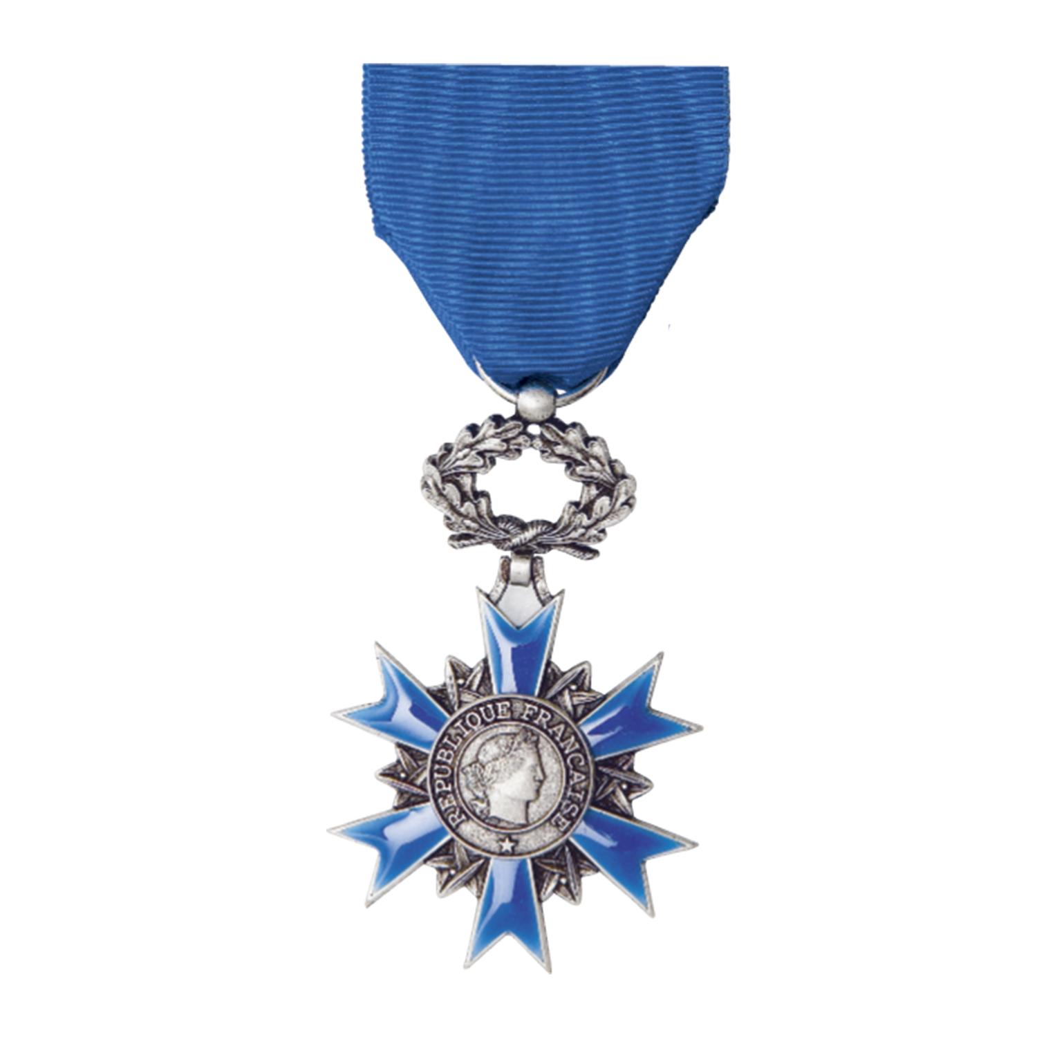 médaille ordre national du mérite